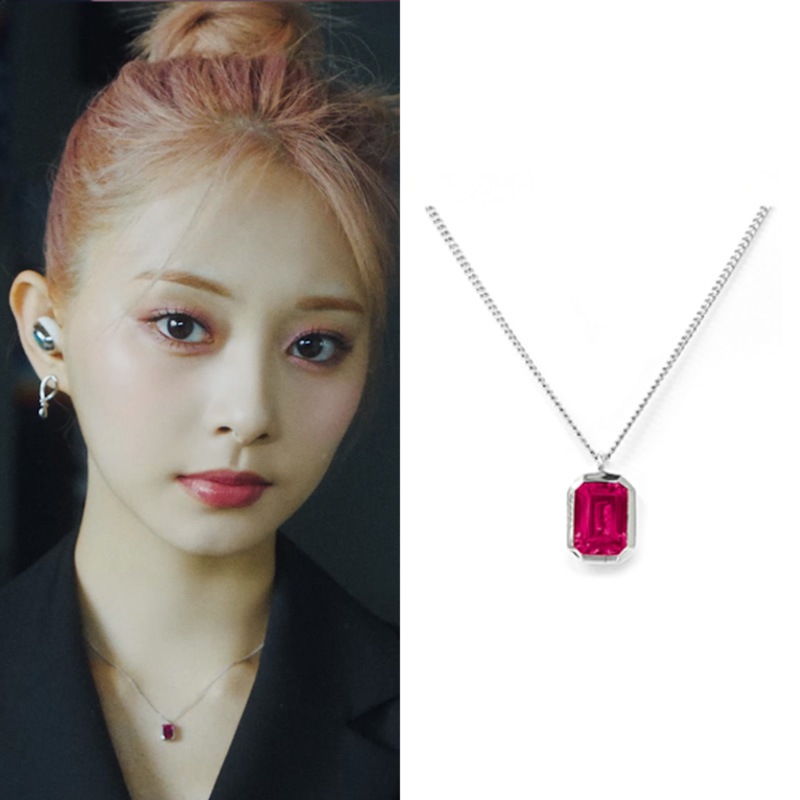 [TWICEツウィ/ヘイズ着用] シャトレ プチ レッド ネックレス 韓国ファッション 人気ジュエリー