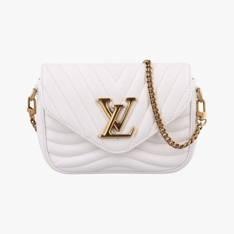 ミュルティ ポシェットスノーレザーＭ56466FN4210中古