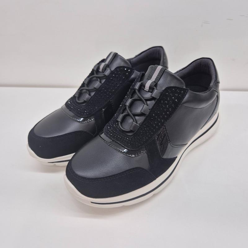 女性用 幅広でクッション性の高い 宝石ポイント スリッポン FQ486