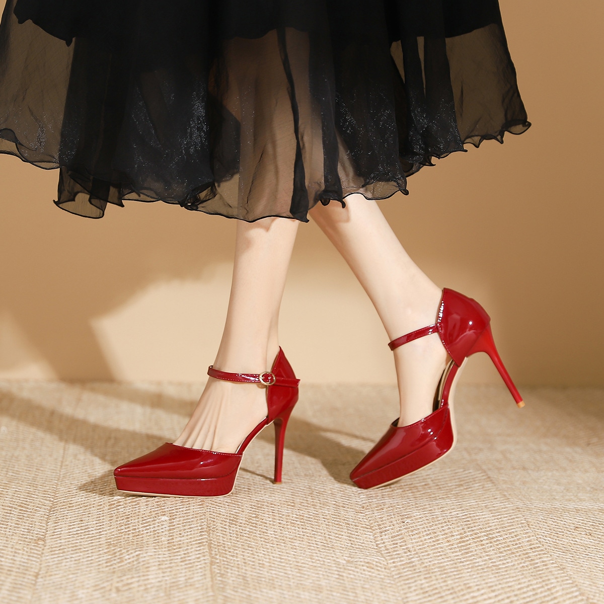 999-10 ポインテッドトゥ スティレットシューズ 新しいパンプス ハイヒール ウェディングシューズ 宴会シューズ レッド ブライダルシューズ