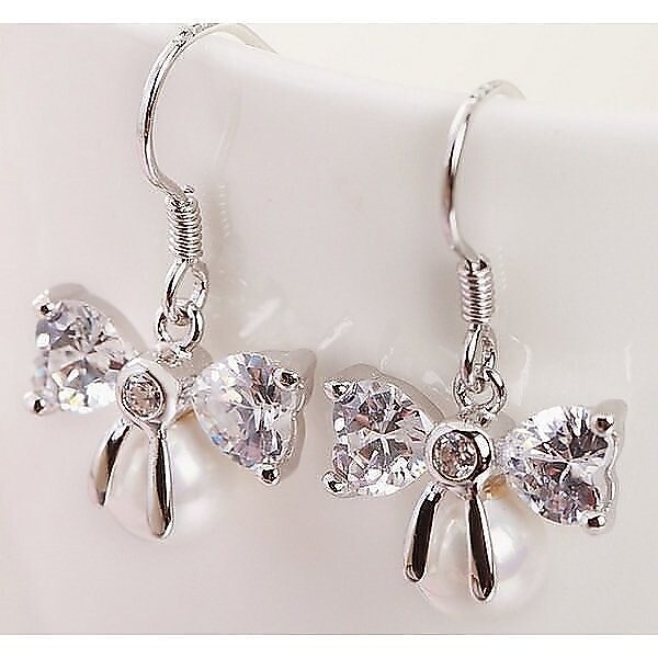 フックピアス レディース 貝パール ハート リボン 揺れるダイヤ プラチナ仕上げ/シルバー925 cz 彼女 クリスマス プレゼントピアス