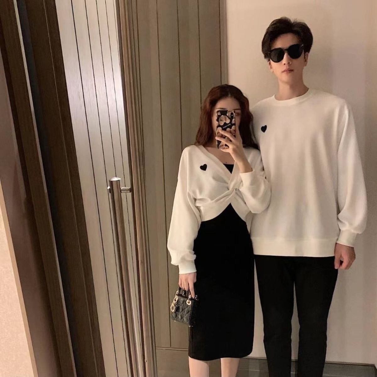 新しいカップル ドレス女性愛サスペンダー ドレス スーツ男性カジュアル セーター