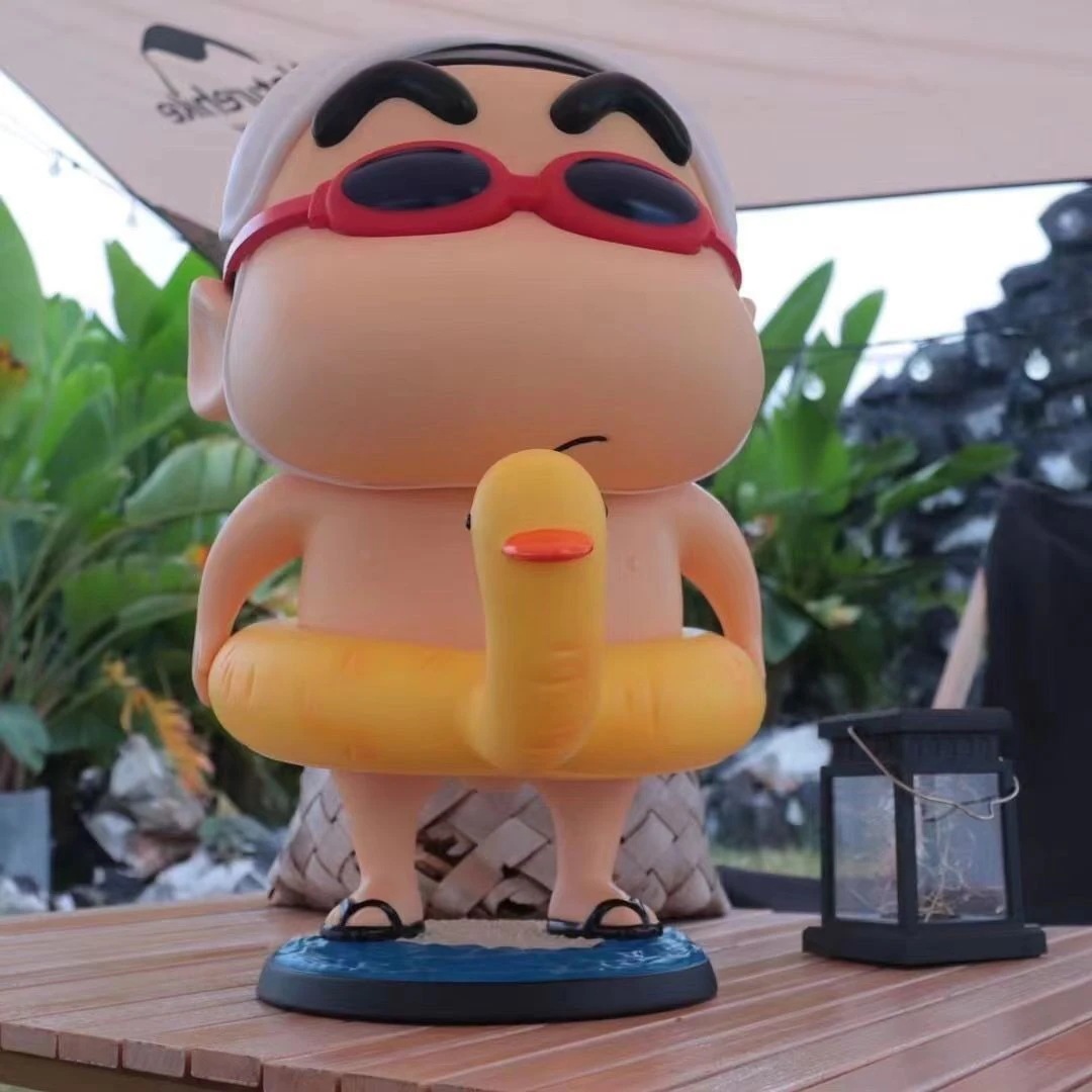 クレヨンしんちゃん 特大 45cm 手持ちオフィスフィギュア 1:1 オーナメント 浮き輪しんのすけ 誕生日ギフトボックス しんのすけ