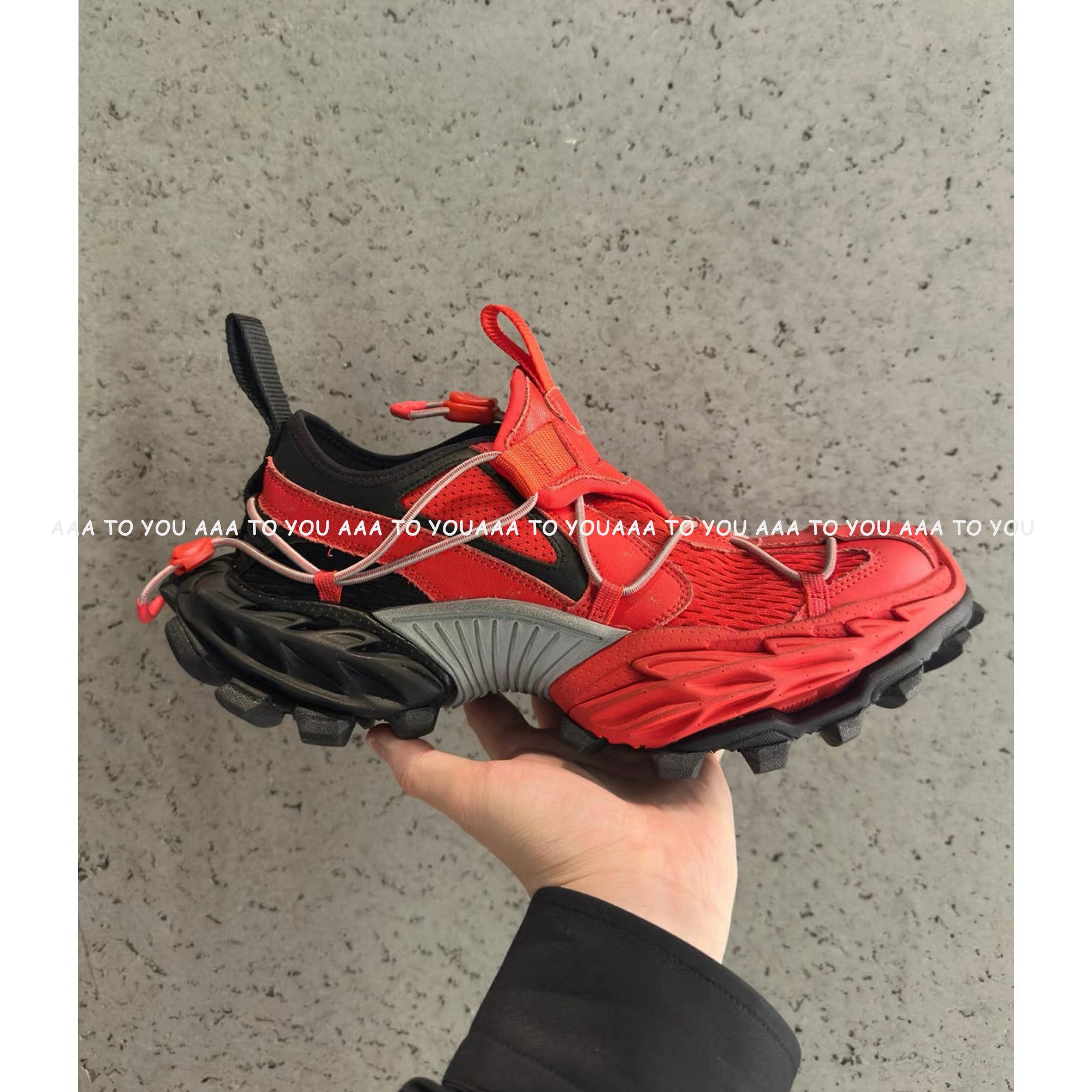 フランス高級ブランド パリ15XL 厚底ハイトアップ ダディシューズ メンズ スリップオン式 スポーツ＆カジュアルシューズ