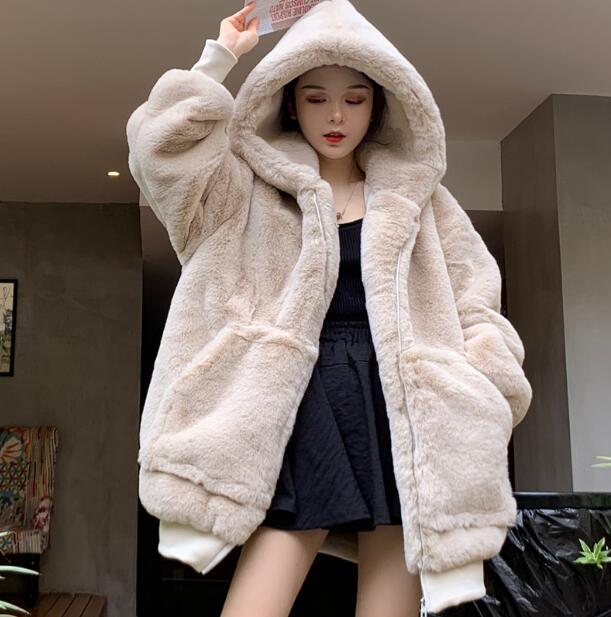 【即納】ファーコート　レディース　春秋　女っぽい　防寒　ボリュームファー　女性服　ブルゾン ジャケット 冬服 カジュアル　暖かい フェイクファーレディース　ブート付き　3色