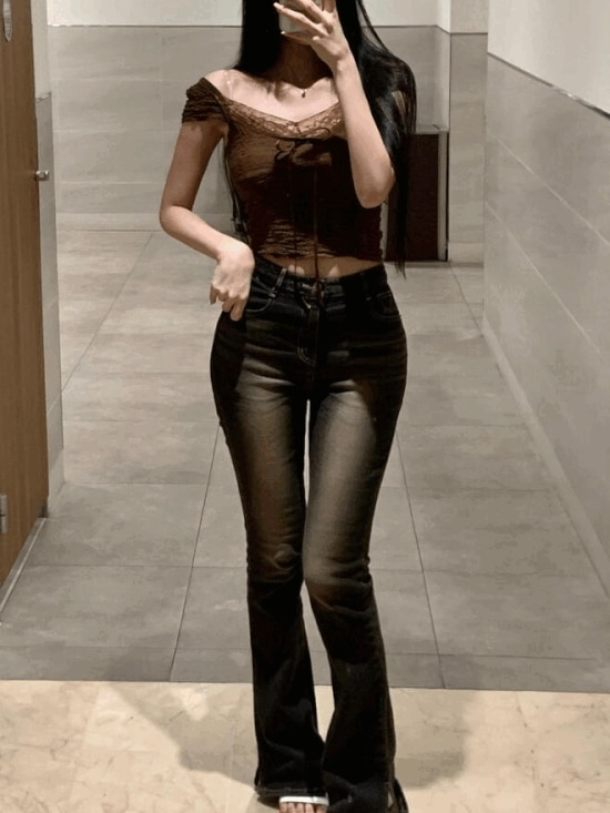 +映像フィット [ワンゴルバン*体つき補正] Glam パッド ブーツカット ウォッシング ジーンズ - 2colors