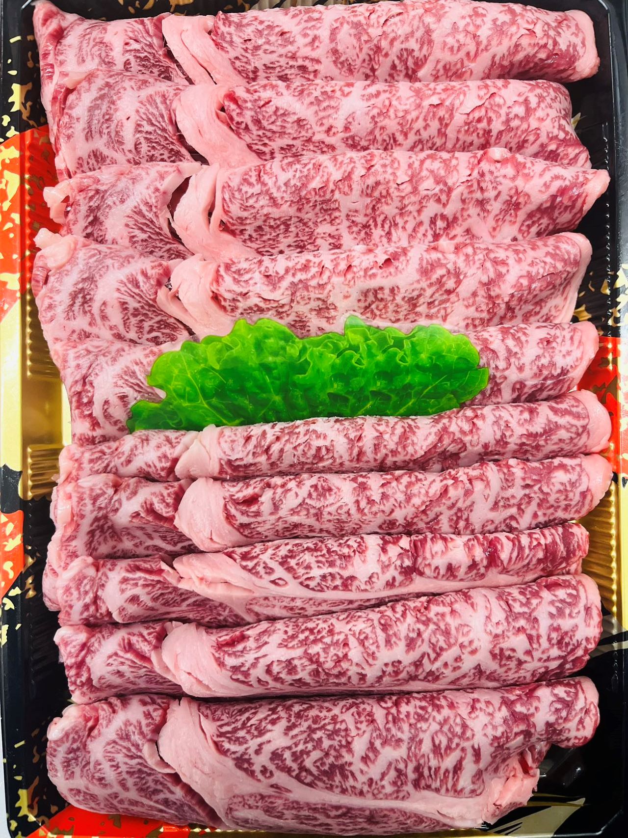 お歳暮 ギフト A4等級 黒毛和牛肩ロースすき焼き 　1（335g＊３バック）送料無料