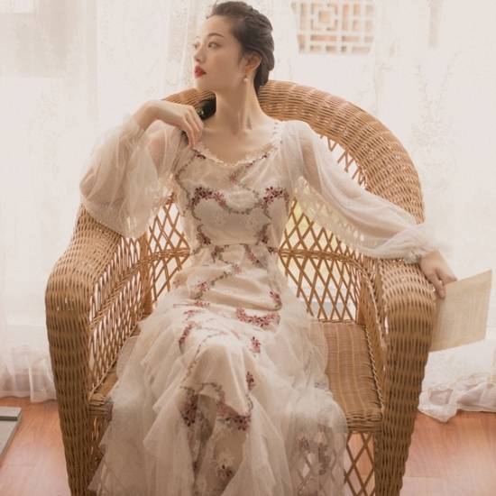 品質保証パーティードレス ワンピース ドレス 結婚式 お呼ばれ ロング ミモレ丈 切り替え レース ドット柄 花柄 長袖 春 秋 10代 20代 二次会 ガーリー 可愛い おしゃれ 個性的 透け感 韓