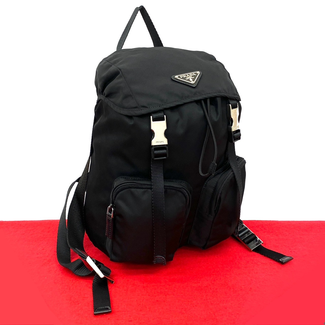 三角ロゴ プレート 金具リュックサック ナイロン レザー ブラック 31690