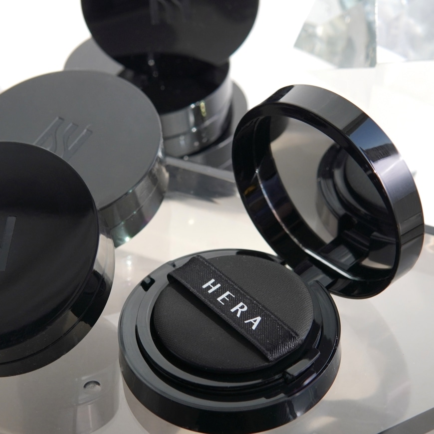 ブラッククッション15g*2 (本品15g+リフィル15g)+miniクッション5g+ハイライター SPF 34PA+