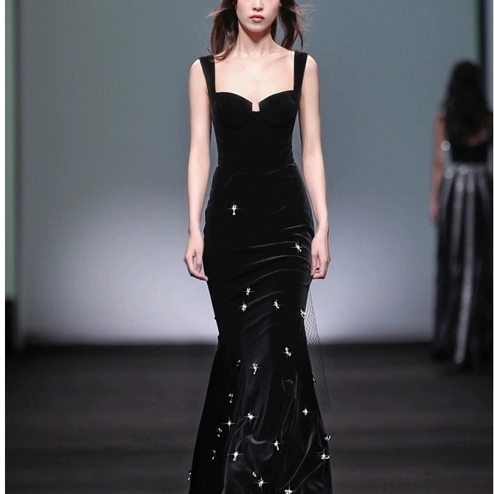 ドレス 衣装 イブニングドレス ロングドレス ブラックドレス タイトドレス ベルベット 袖なし フィッシュテール タイト ステージドレス 発表会 かわいい 大人可愛い きれいめ シンプル 上品