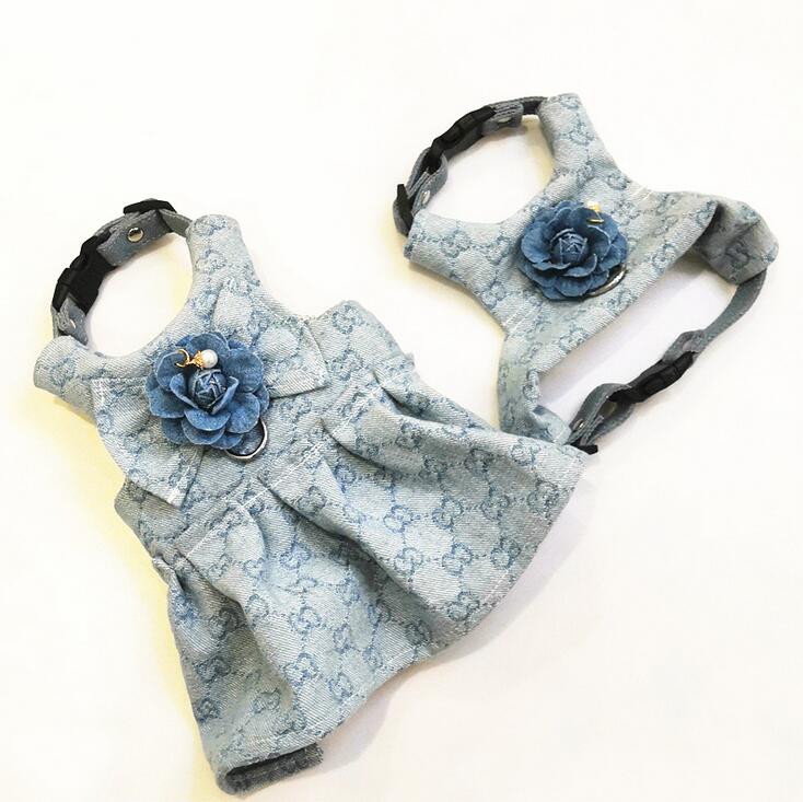 2023 犬用ハーネス リード セット ペット服 ワンピース デニムスカート 犬服 通気性 牽引ロープ 調節可能 柔らかい 軽量 簡単着脱 安全 小型犬 中型犬 犬服 猫服 犬猫兼用