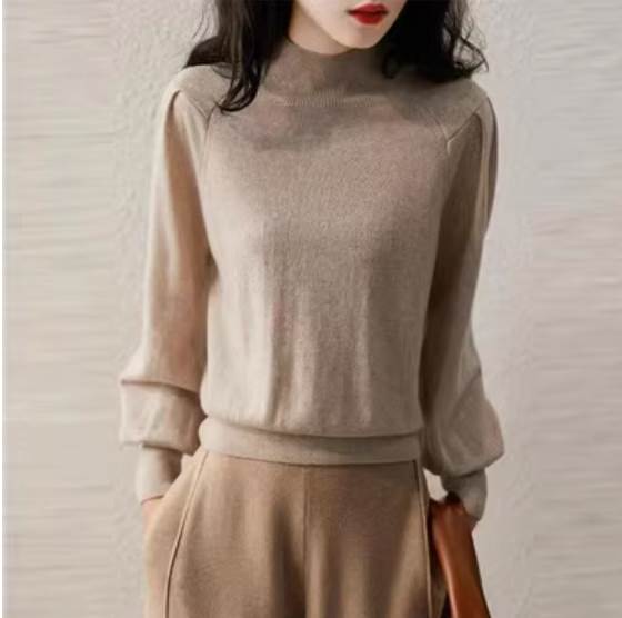 レディース トップス ニット セーター プルオーバー ボリューム袖 ハイネック シンプル 上品 おしゃれ こなれ感 エレガント 都会的 無地 授業参観 オフィス OL 学生 通学 お出かけ レストラン