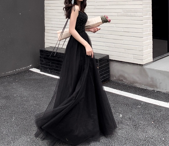 ブラック パーティードレス キラキラのハンドビーディング キャミソール ソフトチュール 発表会