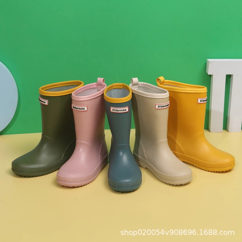【雨季に新品が来た】レインシューズ 子供雨靴 子供の雨靴2025新しいレインブーツ防水軽量滑り止め 44,663円
