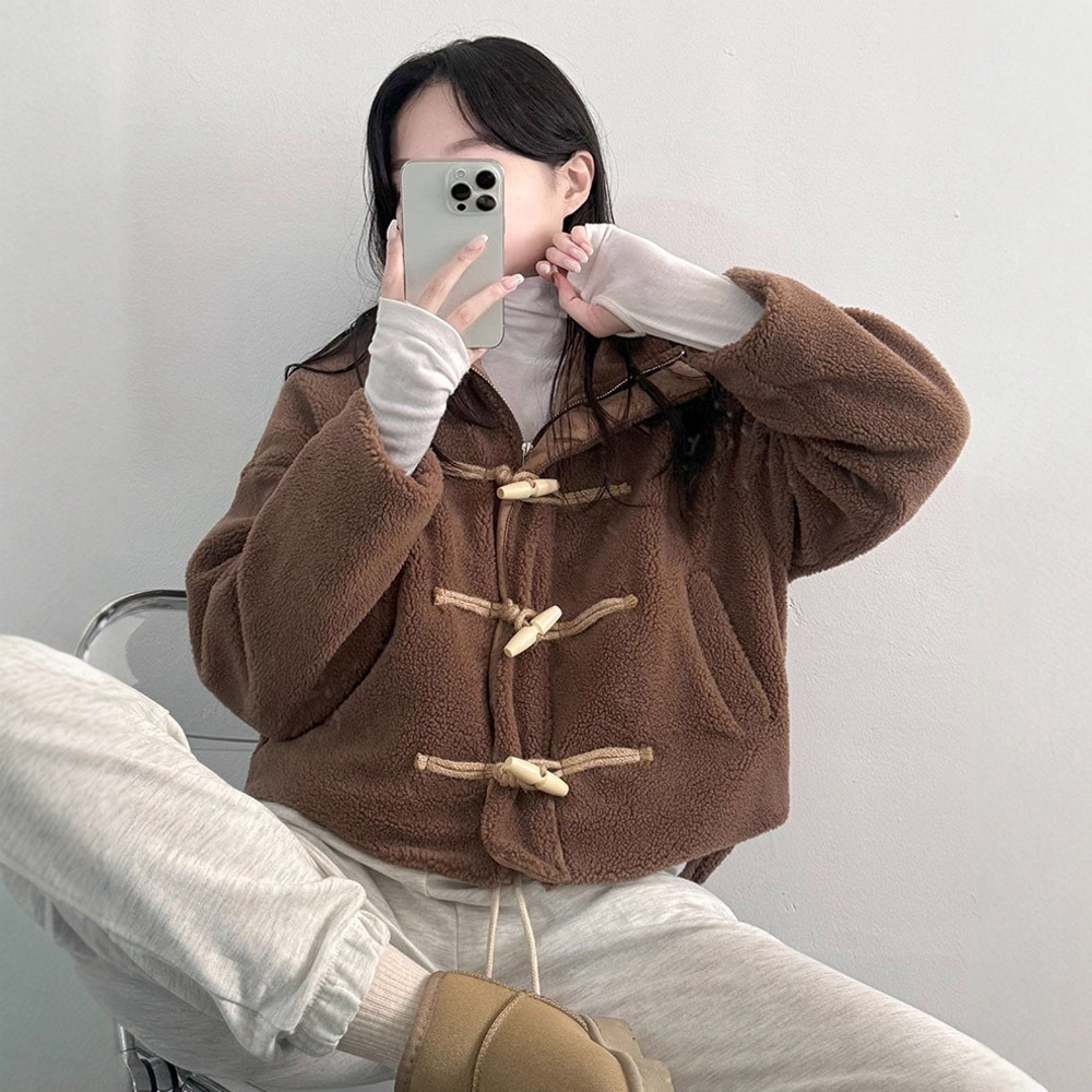 新色追加！【3日出荷】冬 保温ボア中綿入り ホーンボタンアウター レディース フェイクファー