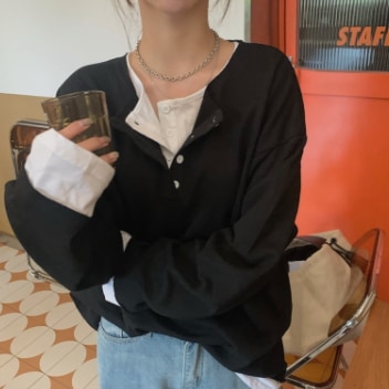 トップス トレーナー Tシャツ 袖あり 長袖 Vネック 襟なし かわいい 大人可愛い シンプル