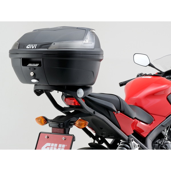 D91883 [GIVI 1137FZ モノラック用フィッティング] 9,870円