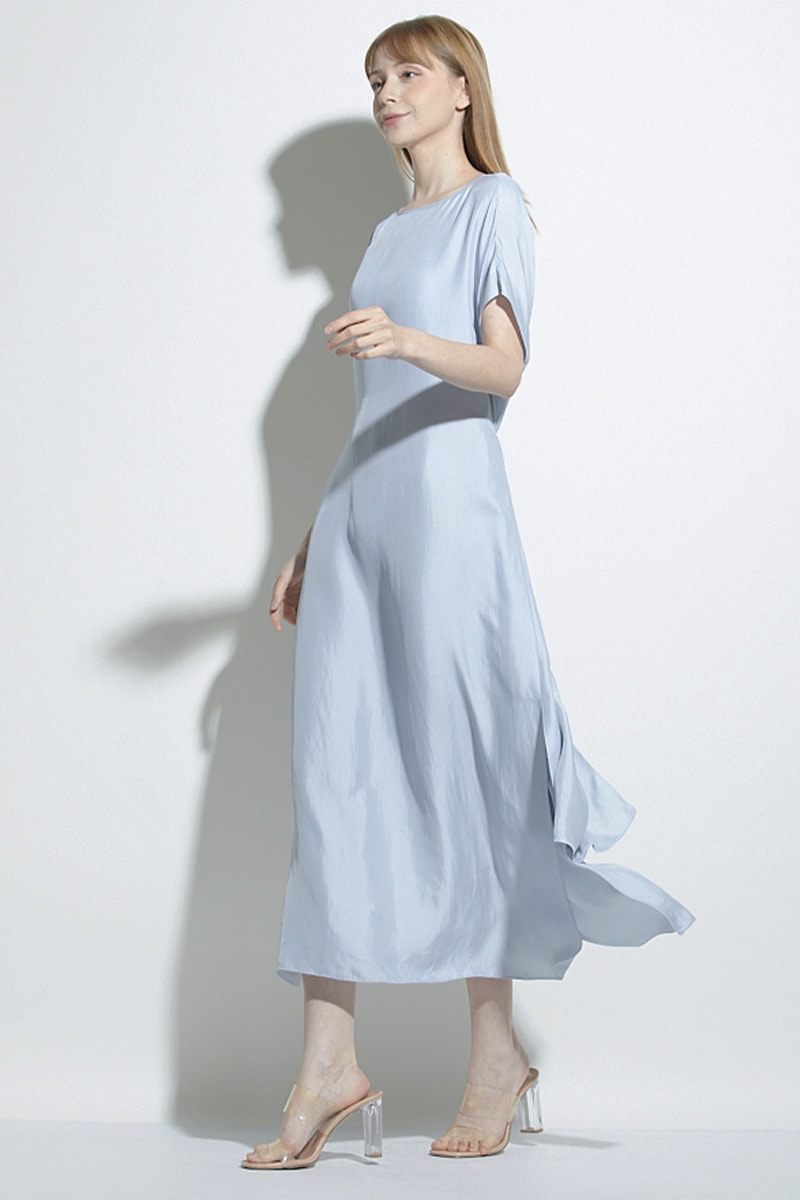 READ_ME 総柄ノースリーブAラインワンピース（スタンドカラー / サマーシルク混 / 軽やか上品） B20835405