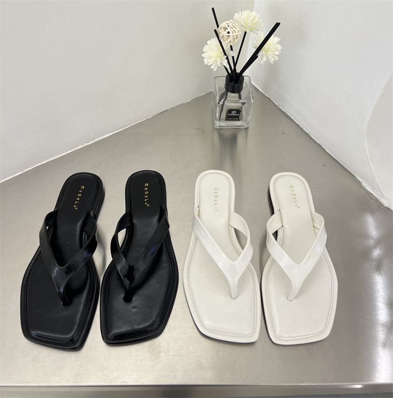 サンダル スリッパ 大人可愛い オシャレ フェミニン 旅行 高見え カジュアル シンプル お出かけ 春夏 20代 30代 40代 女性用 レディース ビーチ 無地 ブラック