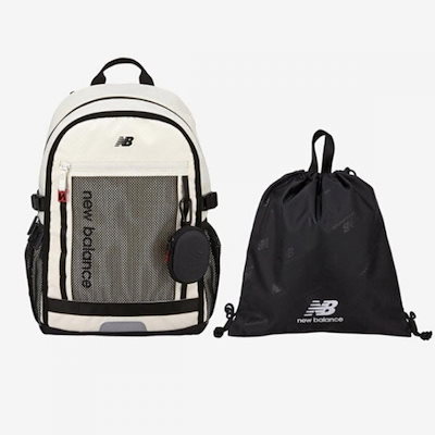 ☆美品、延長保証あり☆シチズン クロスシー ES9502-12A スクエア 軽量 ☆美品、延長保証あり☆シチズン クロスシー ES9502-12A スクエア 軽量