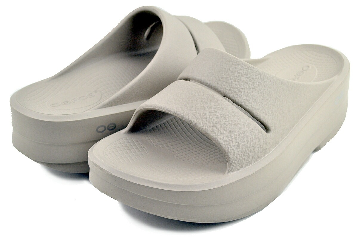 ウーメガ ウーアー ウィメンズ ノマド ベージュ リカバリーシューズ シャワー サンダル 厚底 クッション 疲労回復 スライド レディース 2000730102232