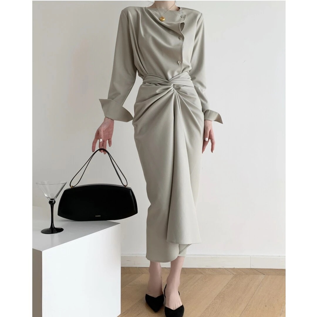ワンピース レディース ミモレ丈 ロング丈 長袖 Vネック タイトスカート スリム エレガント 上品 とろみ感 ドレープ こなれ感 クール モード パーティー イベント オールシーズン きれいめ 無地