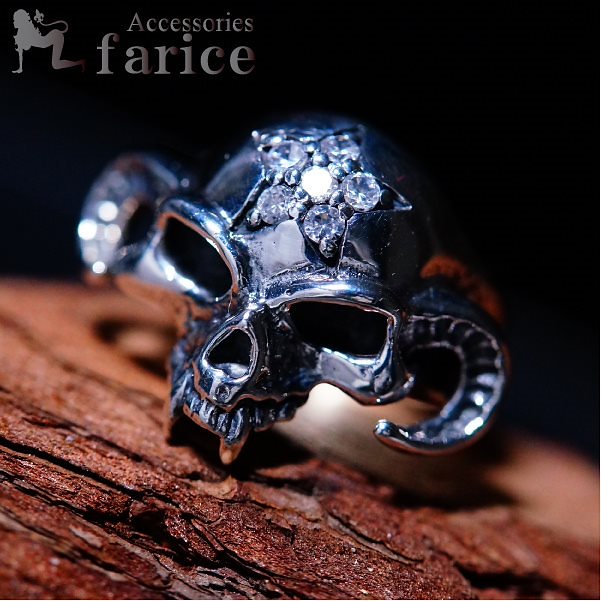 クリスタルクリアキュービックジルコニアスター デビルバッファロースカルシルバーリング