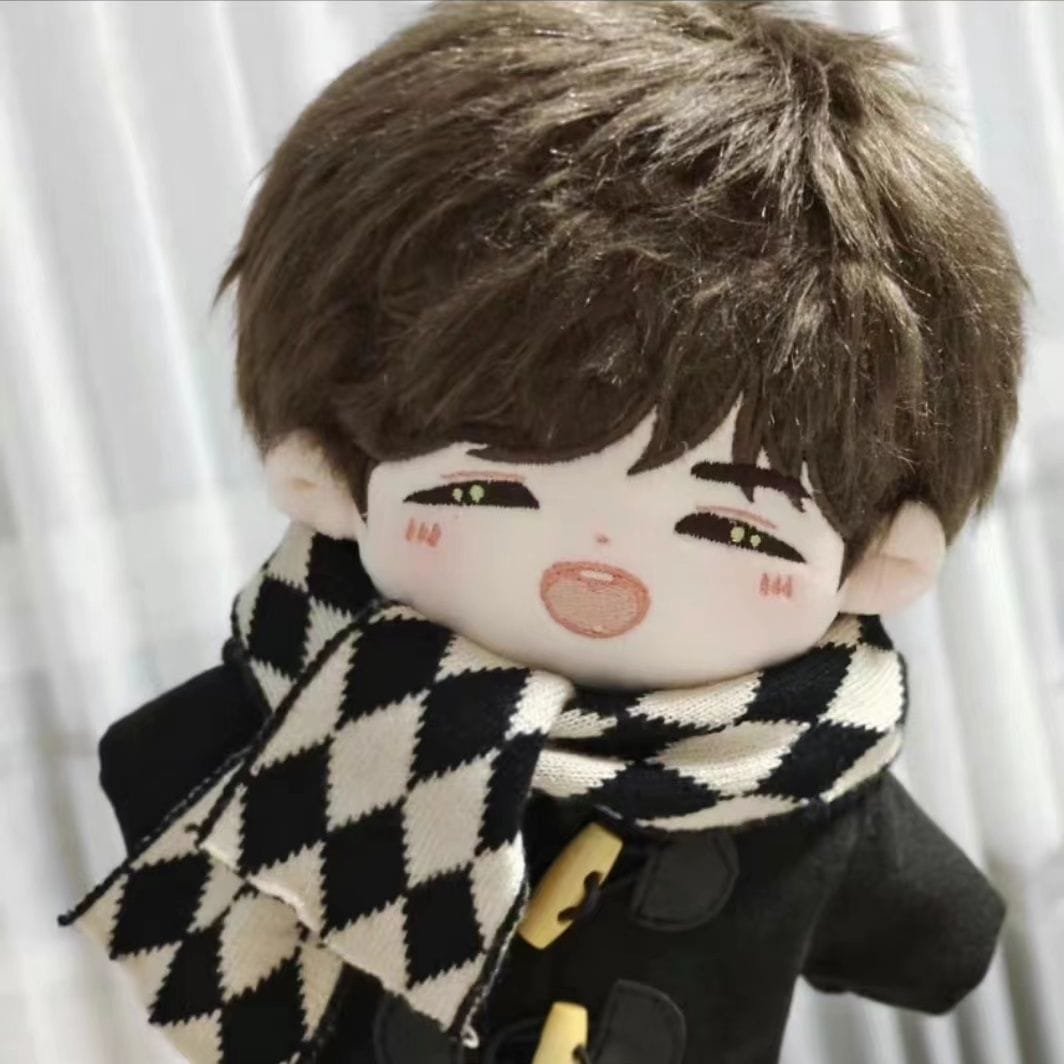 成毅のキャラクターぬいぐるみcmサイズの綿人形かわいい同人グッズ親友へのプレゼントに
