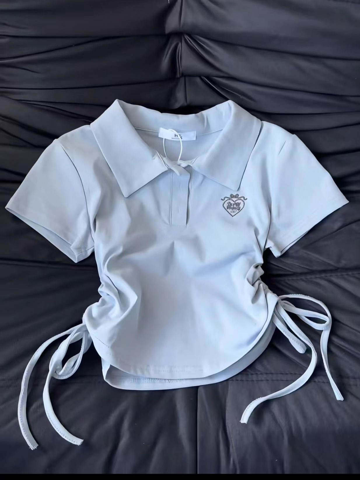（ライトなし） タイ風の美しい刺繍入りポロ襟半袖Tシャツ小柄な女性向けの夏用おしゃれなウエストシェイププリーツトップス