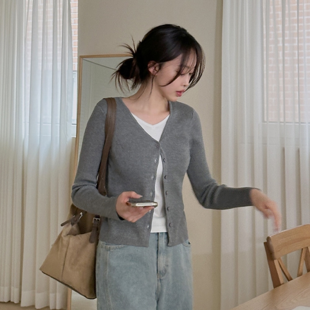 [JSTYLEのイーブレット] イーブレットリア Vネックレイヤードニットカーディガン Jスタイル