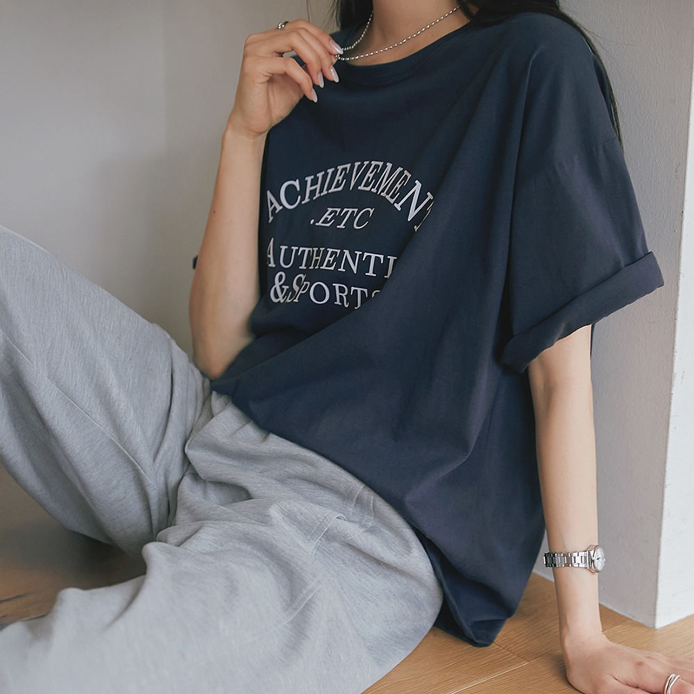 ロゴプリントゆる半袖Tシャツ