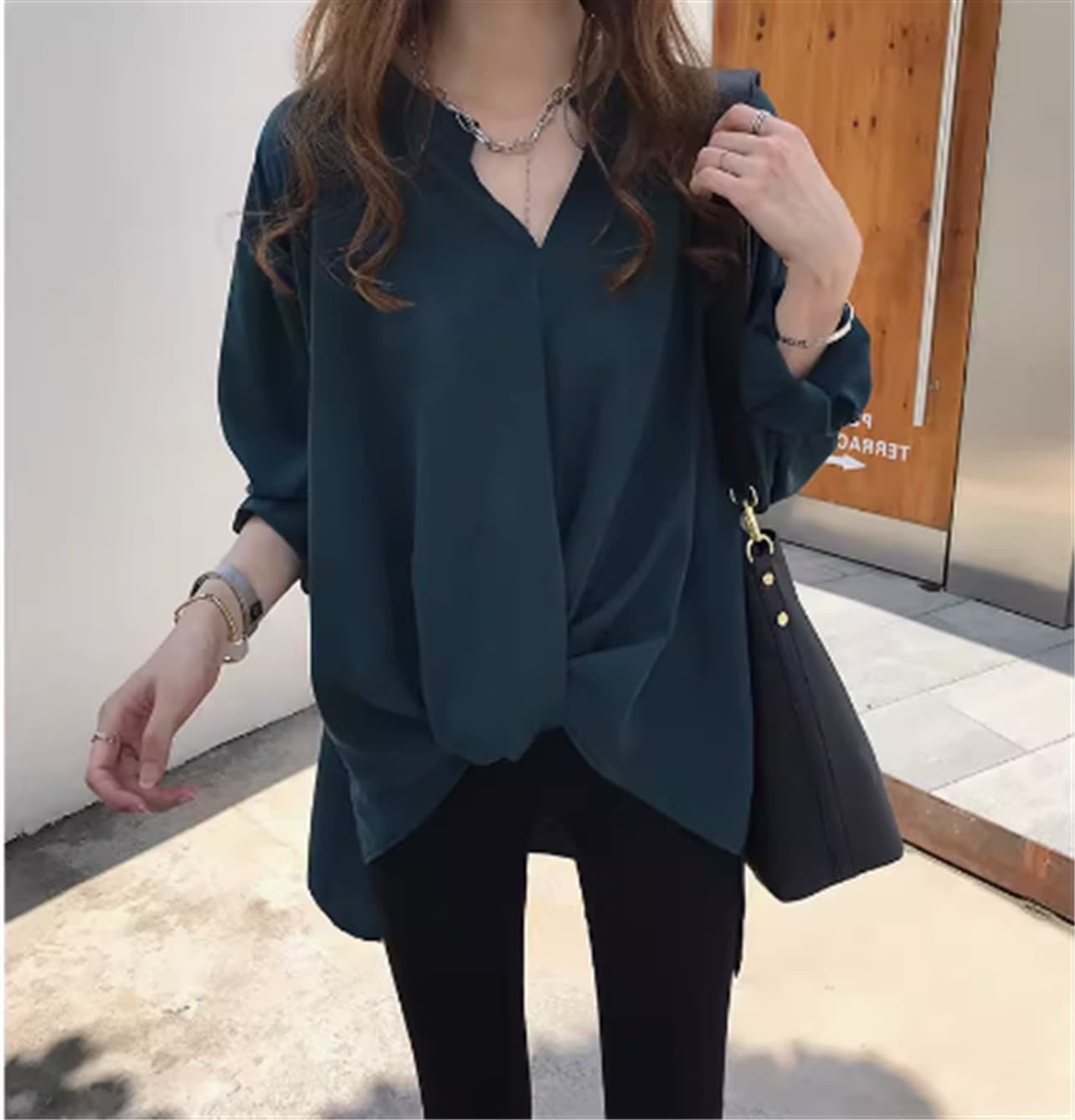 トップス シャツ ロング 袖あり 長袖 ドロップショルダー Vネック 襟なし ゆる かわいい 大人可愛い かっちり きれいめ シンプル カジュアル おしゃれ 大人女子 こなれ感 ラフ ガーリー 5,078円