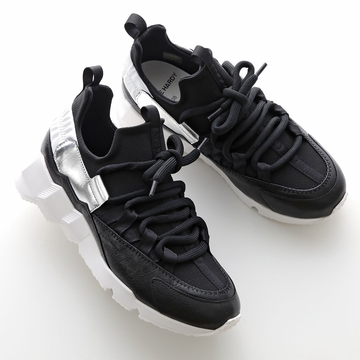 PIERRE HARDY ピエールアルディ スニーカー TREK COMET トレックコメット NS04Z レディース キャンバス レザー シューズ 靴 BLACK-SILVER-WHITE