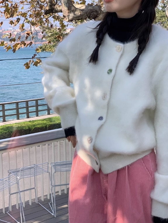 トップス カーディガン 袖あり 長袖 萌袖 ラウンドネック 襟なし もこもこ ふわふわ かわいい 大人可愛い きれいめ シンプル カジュアル おしゃれ お洒落 大人可愛い 大人女子 こなれ感 ラフ 5,314円