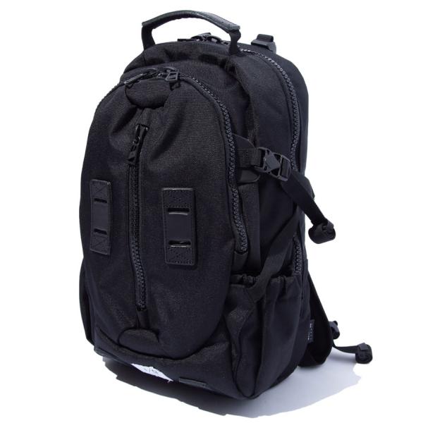 950 トラベルバックパック FNI30251B0001 リュック 通勤 通学