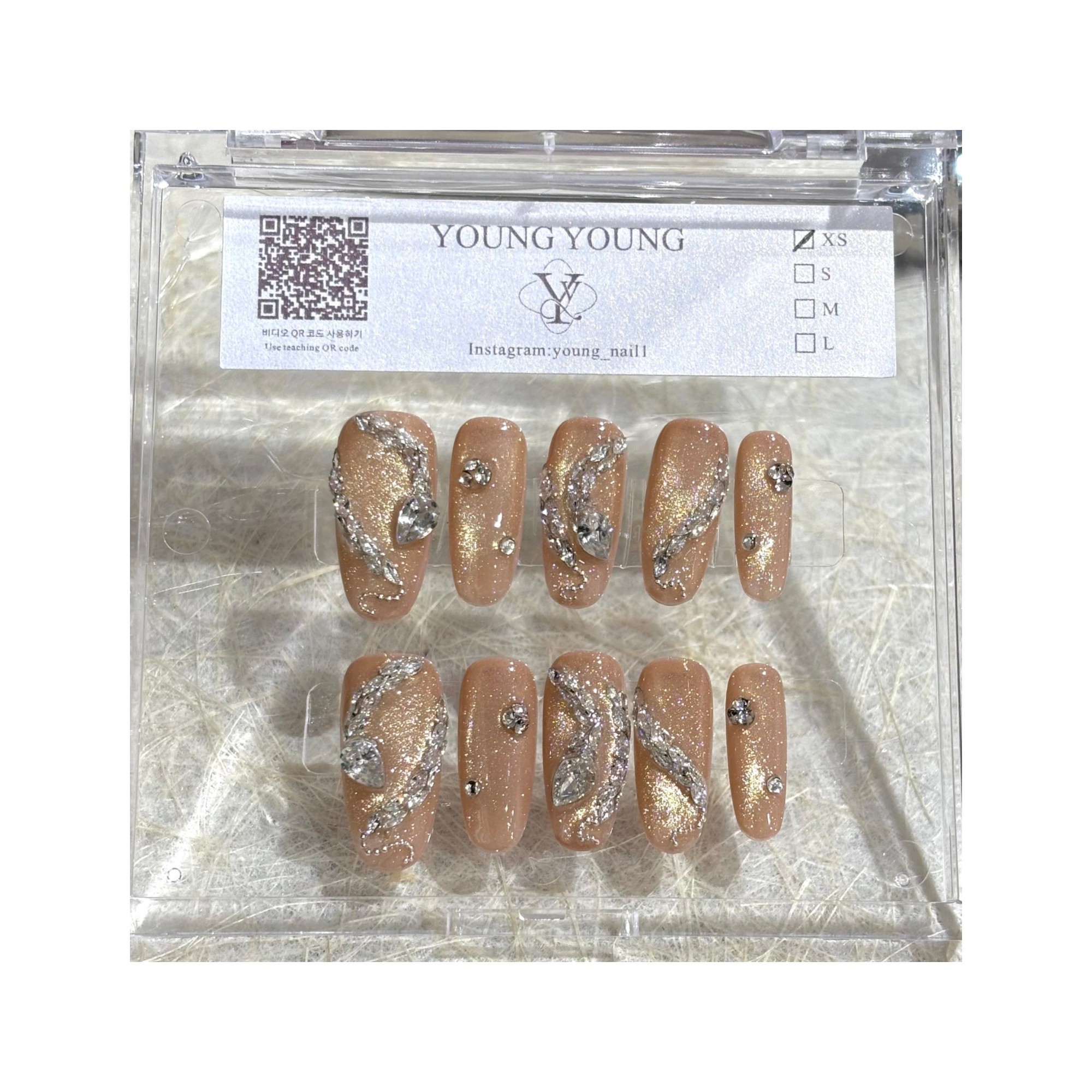 ネイルチップ snake BL 公式正規品 デイリースタイル 可愛いデザイン グルーシールタイプ 簡単に貼れる チップ用のり付き