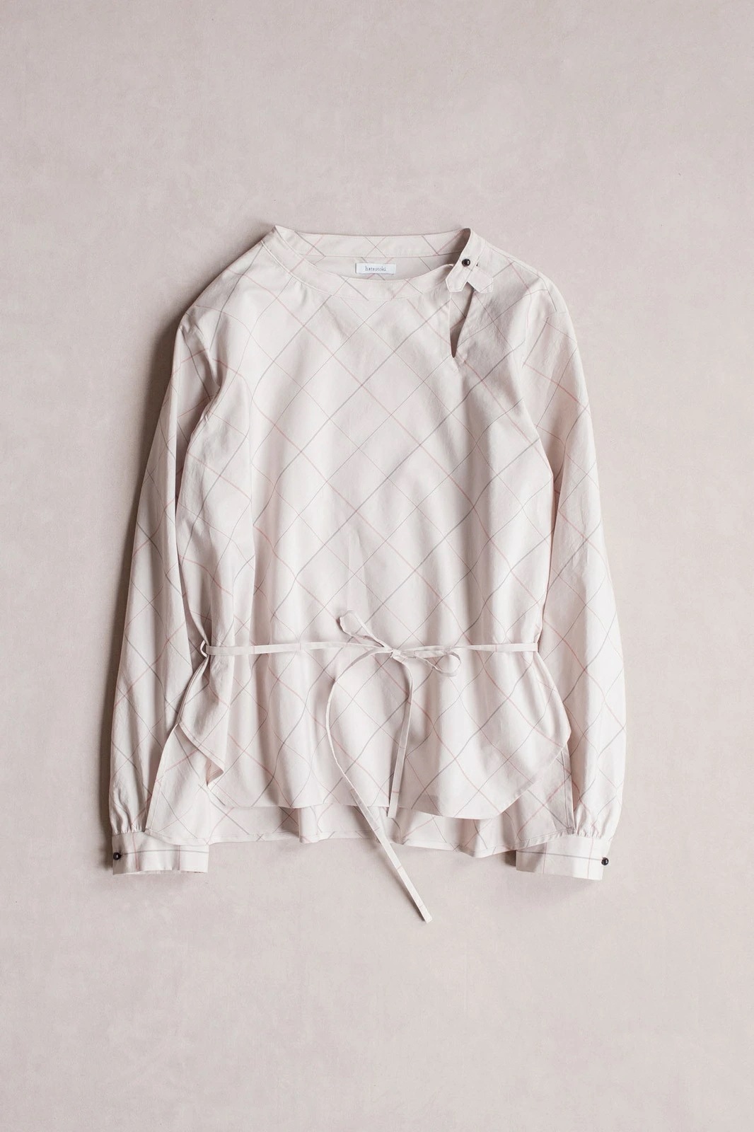 hatsutoki タイルチェックバイヤスブラウス (ベージュ) size 2