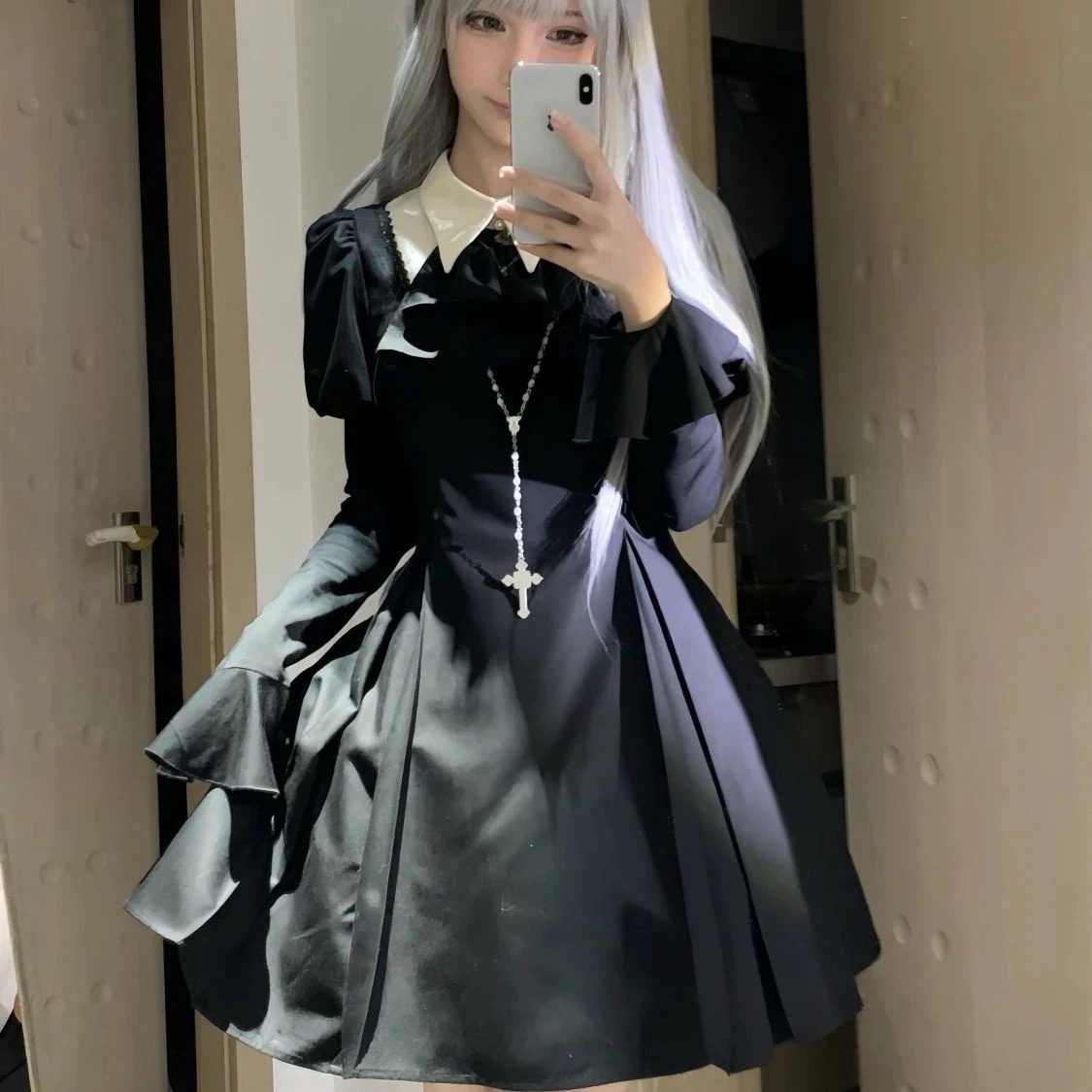 ロリータ 二次元 メイド服 ロリータ ゴシック風 高級ロリータウエストダーク系ワンピース学院祭用 二次元服 ロリスーツ コスプレ 韓国ファッション 5,230円