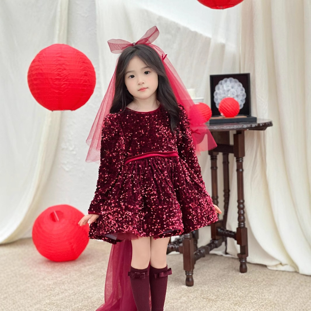 2024新入荷 子供服女の子秋と冬赤いリボンスパンコール長袖パフドレス新年服