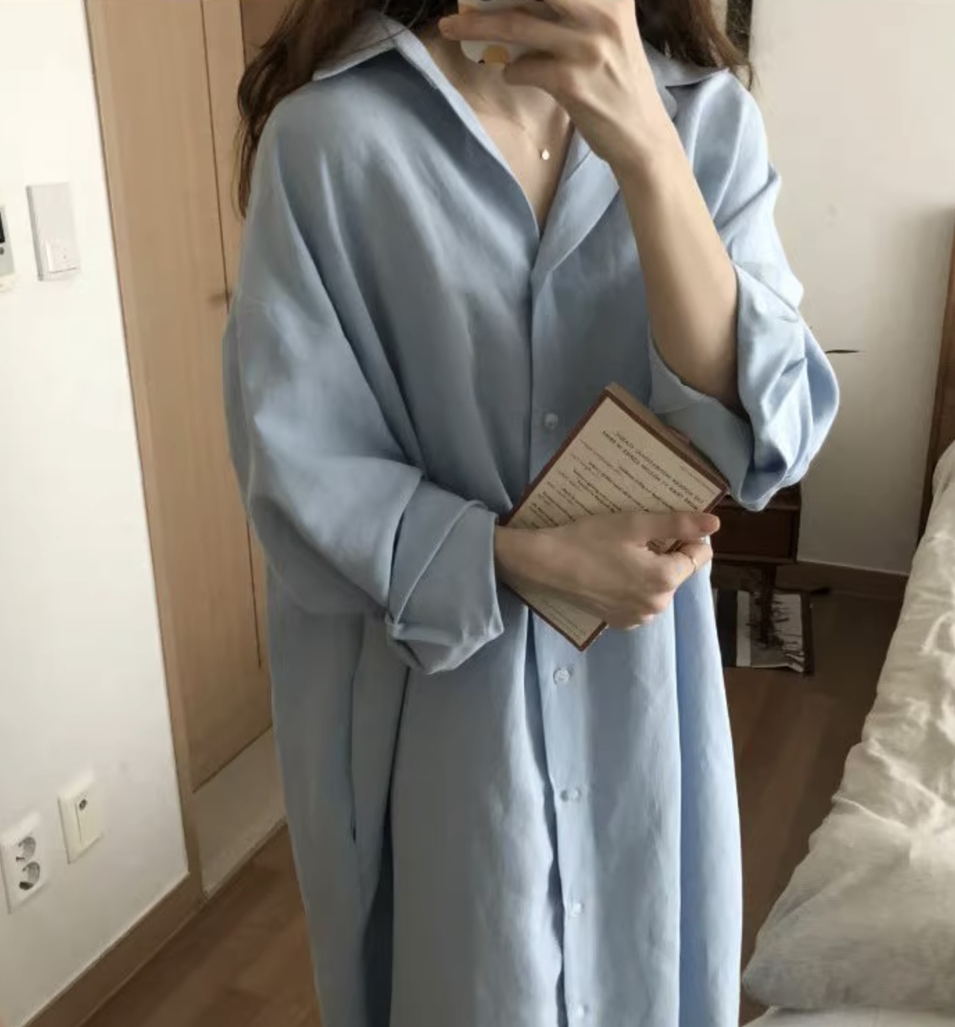 ワンピース シャツワンピース ロング ロング丈 袖あり 長袖 襟付き ストレート 前開き かわいい きれいめ シンプル カジュアル 大人 上品 おしゃれ お洒落 大人可愛い 大人女子 こなれ感 ラフ 5,646円