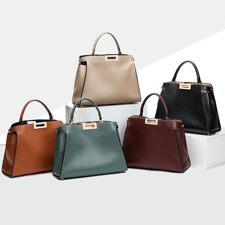 鞄 レディースバッグ ショルダーバッグ ハンドバッグ 通勤バッグ 肩がけ 斜め掛け 軽量 軽い ショルダー 使いやすい 可愛い かわいい 韓国 かっこいい カジュアル きれいめ シンプル