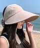 ベージュ