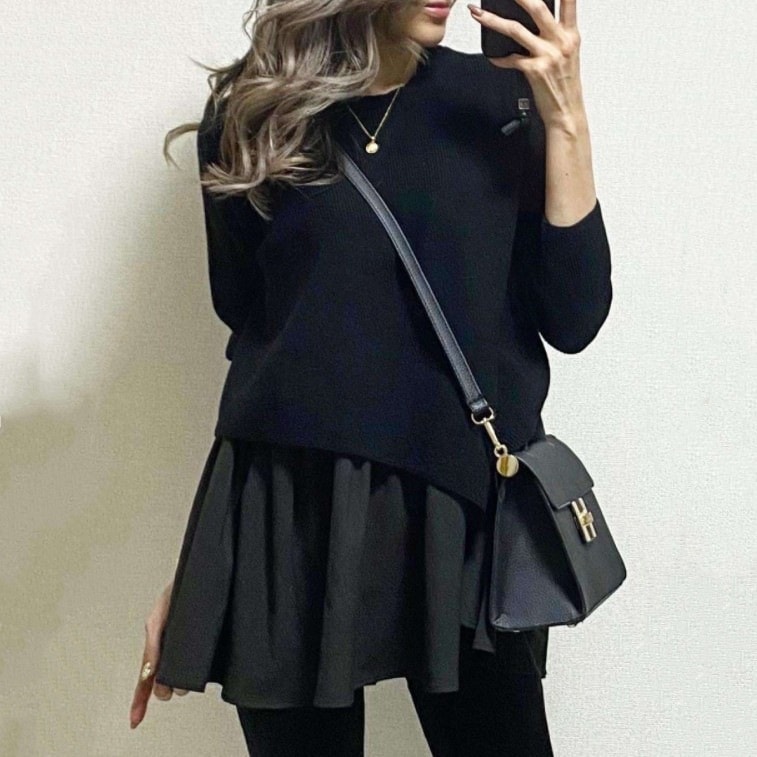 【輝いて超人気】 異素材ドッキングレイヤードスウェット