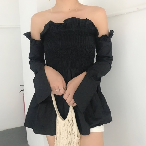 2259.フリルオフショルダーシャツブラウス(ブラック) 2019 春夏 新作 大人 かわいい カジュアル OL 20代 30代 デート服 女子会 100,000円