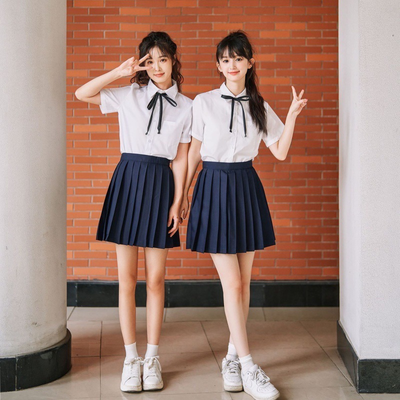 【1つ買うと10つ無料】ホワイトシャツ服服大学スタイルクラスユニフォームユニフォームの夏の卒業シーズン高校生の長年と短袖の出会いユニフォーム