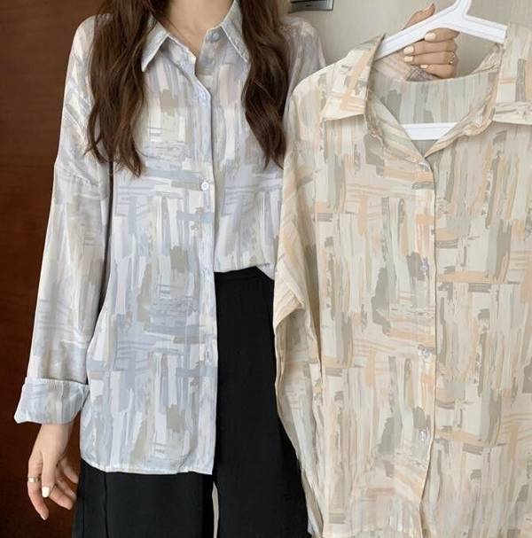 シャツ　ブラウス　レディース　トップス　プリント柄　長袖　体型カバー　ゆったり　カジュアル　通勤　着回し　春夏秋　20代30代40代50代60代　森ガール