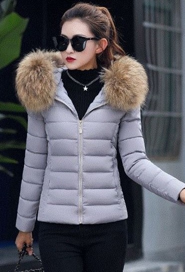 5106.ファーフード付きダウンコート（グレー）2019 春夏 sale アウター 美ライン おしゃれ ショート丈 オフィス ビジネス お出かけ 女子会 普段使い 通勤 通学