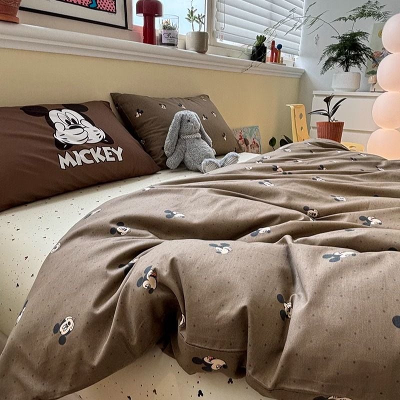 ２点で1oo円OFF！【最安値挑戦】アニメ赤黒縦縞ミッキー純綿ベッド4点セット1.5m1.8マンション寮3点セット 品質良い
