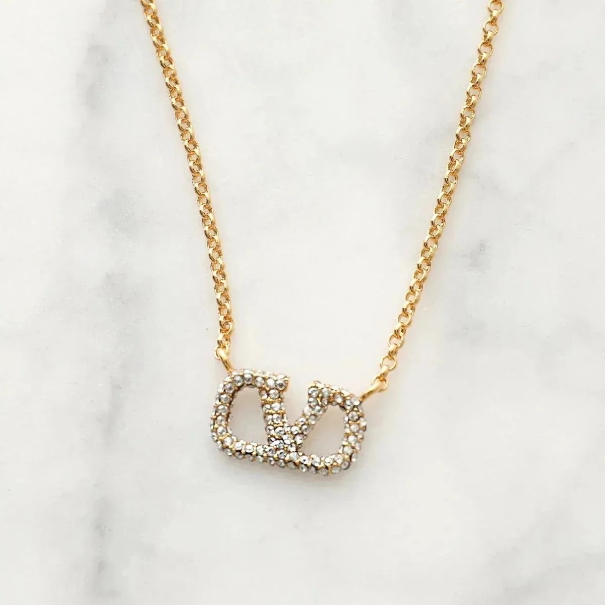 VALENTINO ヴァレンティノ ネックレス 3W2J0Q37YCW レディース Vロゴ クリスタル メタル ペンダント アクセサリー MH5